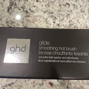 NWT GHD glide